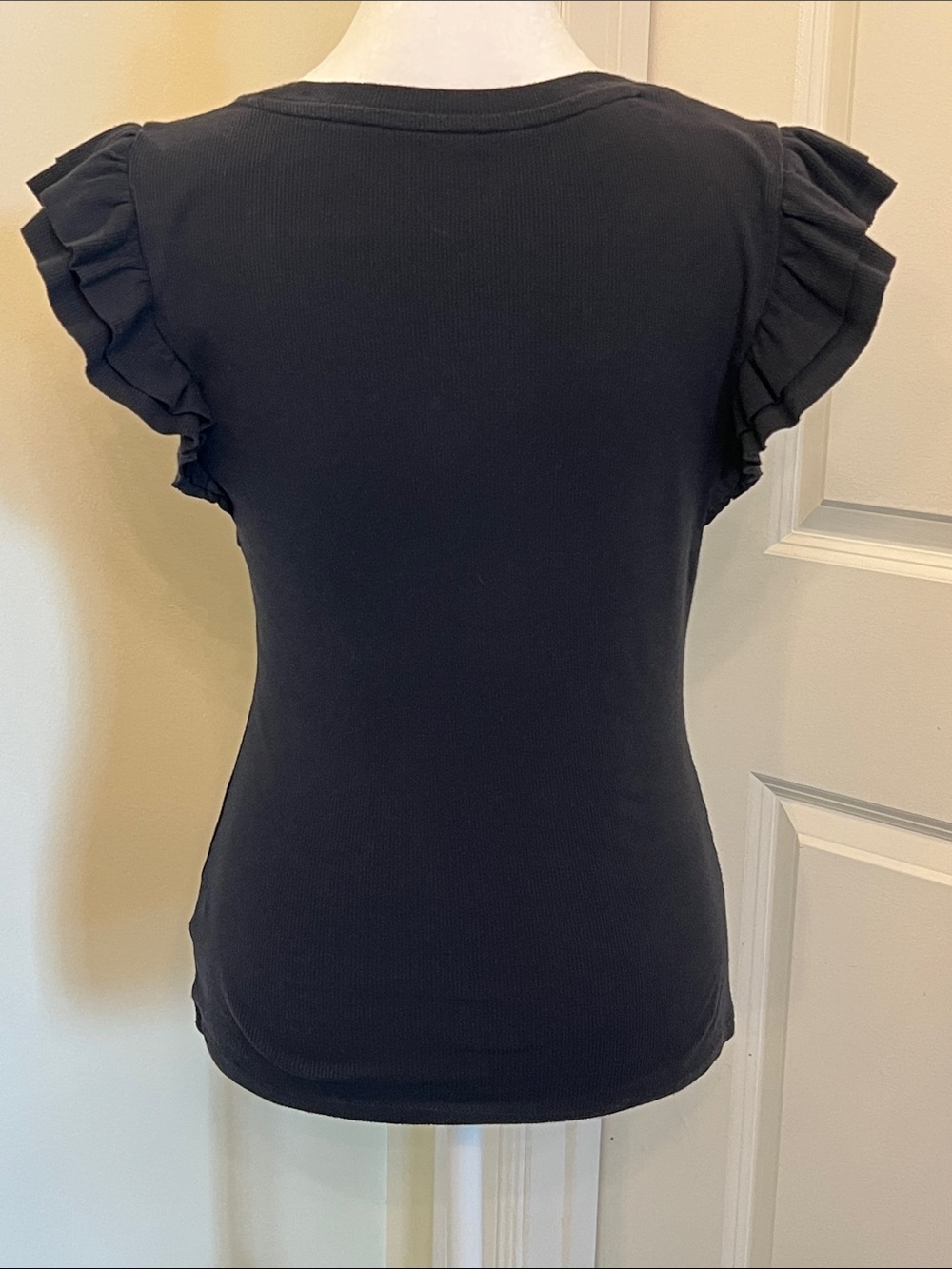 GAP Ruffle Ribbed Tee Women's S - Picture 3 of 7